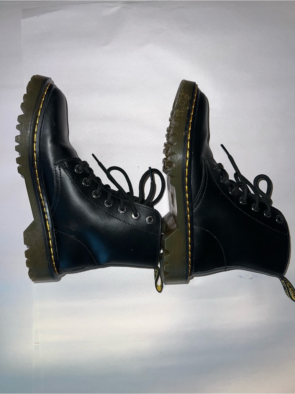 DR. MARTENS LUANA BLACK LEATHER AIR WAIR 7EYELET COMBAT BOOTS WOMENS US 5 - Picture 12 of 12